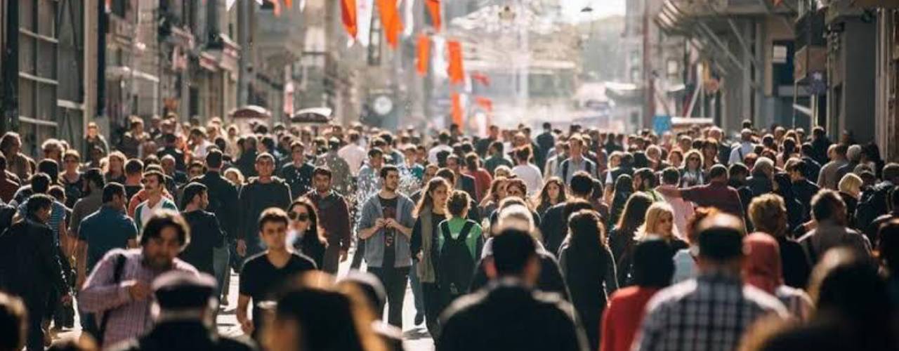 MODERN TOPLUMLARDA BİREYLERİN TRAJİK DURUMU